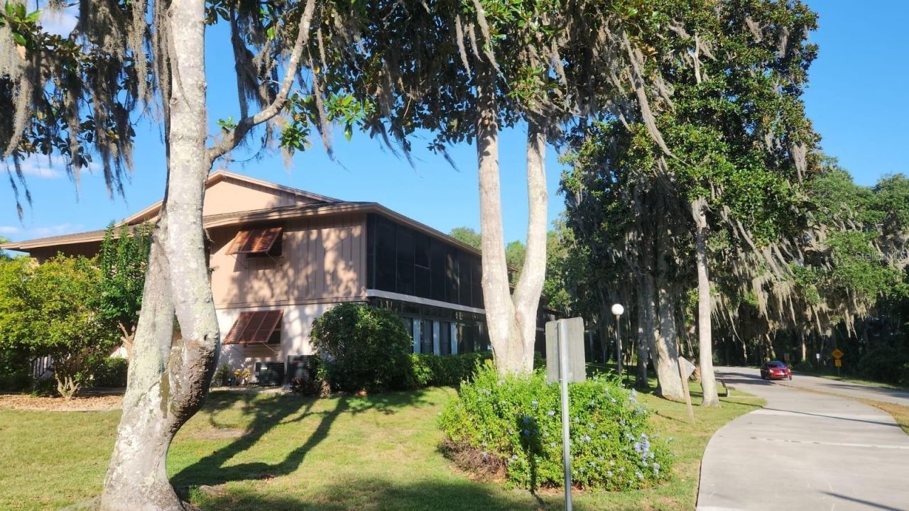 190 Hickory Woods Court, Unit 7B, Deltona, FL 32725 Photo