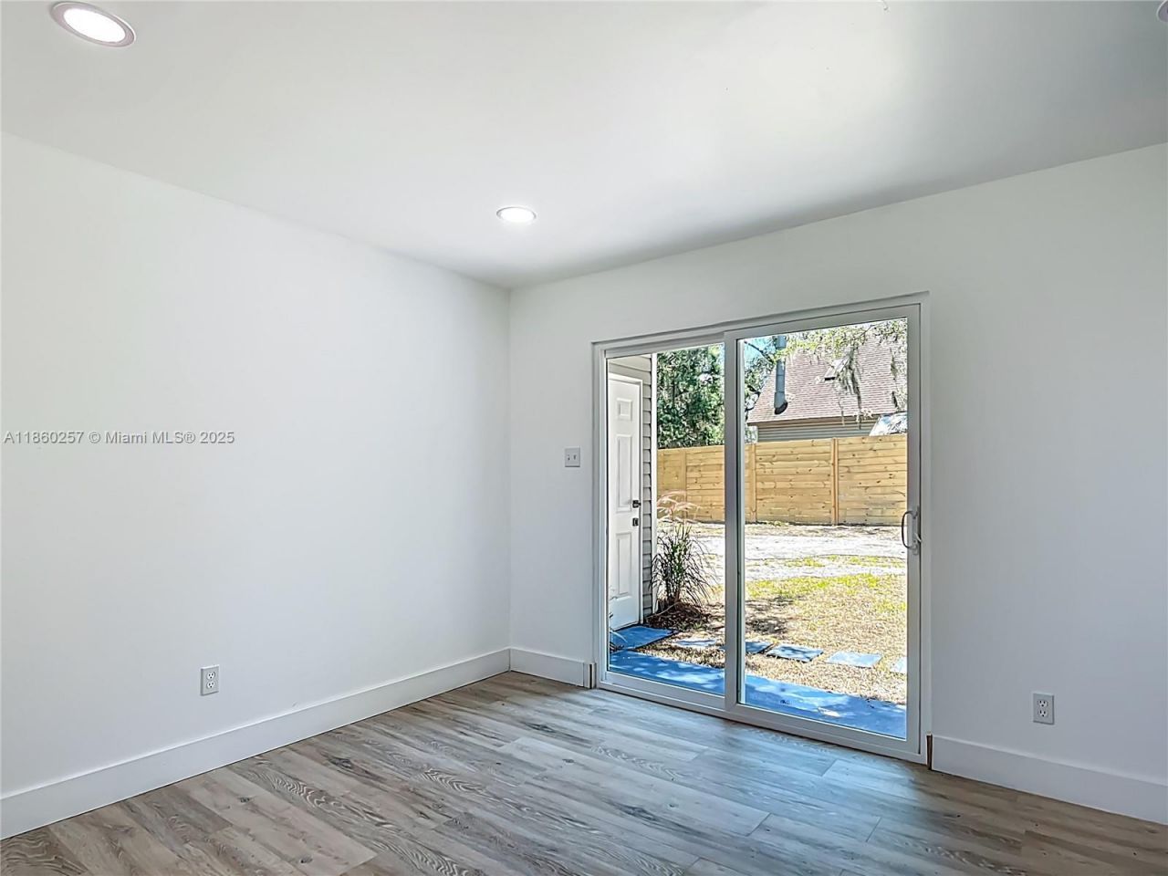 8781 S Lakeshore Drive Floral City, Floral City, FL 34436 Photo