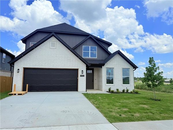 1830 Momi Street, Centerton, AR 72719