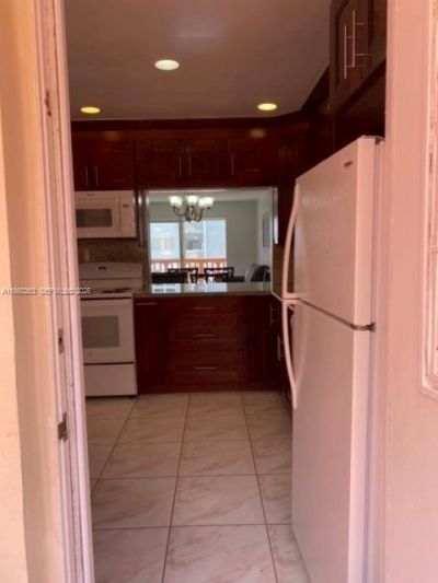 215 SE 3rd Ave, Unit 305A, Hallandale Beach, FL 33009 Photo