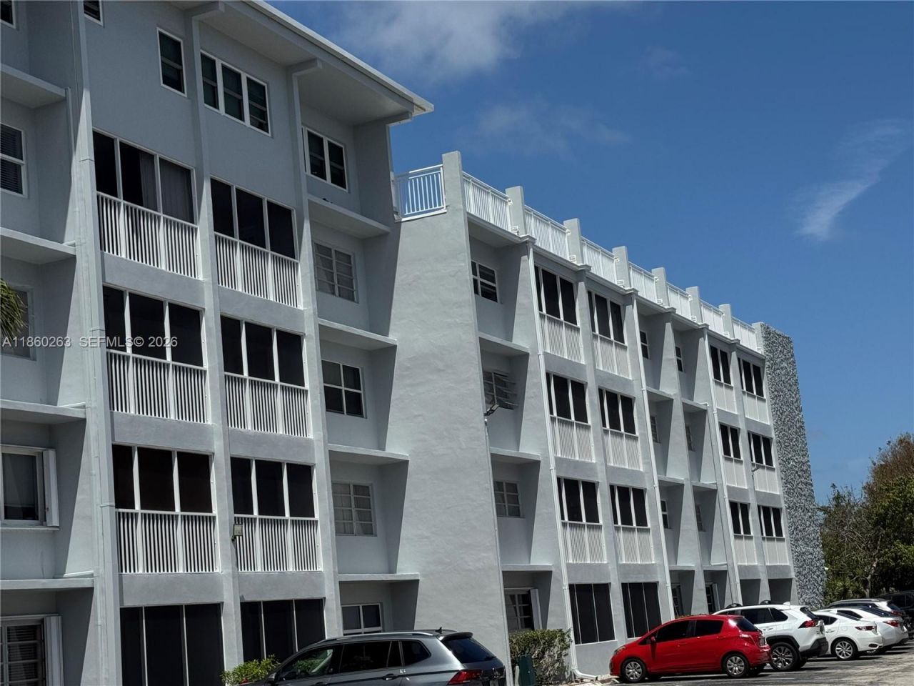 215 SE 3rd Ave, Unit 305A, Hallandale Beach, FL 33009 Photo