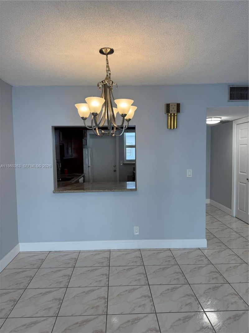 215 SE 3rd Ave, Unit 305A, Hallandale Beach, FL 33009 Photo