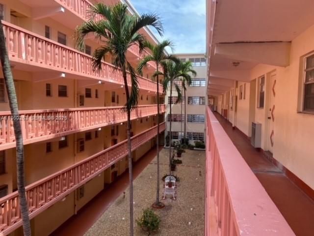 215 SE 3rd Ave, Unit 305A, Hallandale Beach, FL 33009 Photo