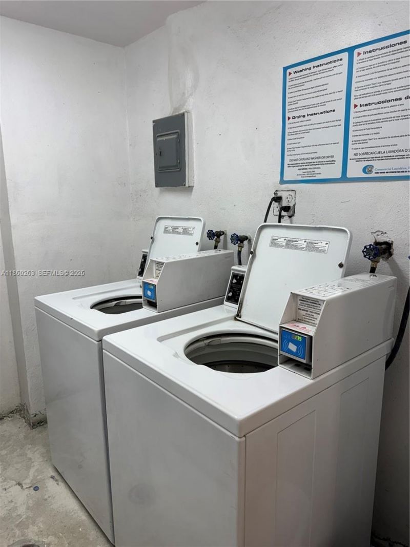 215 SE 3rd Ave, Unit 305A, Hallandale Beach, FL 33009 Photo