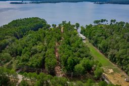 1148 Shull Island Road photo 4