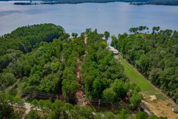 1148 Shull Island Road photo 4