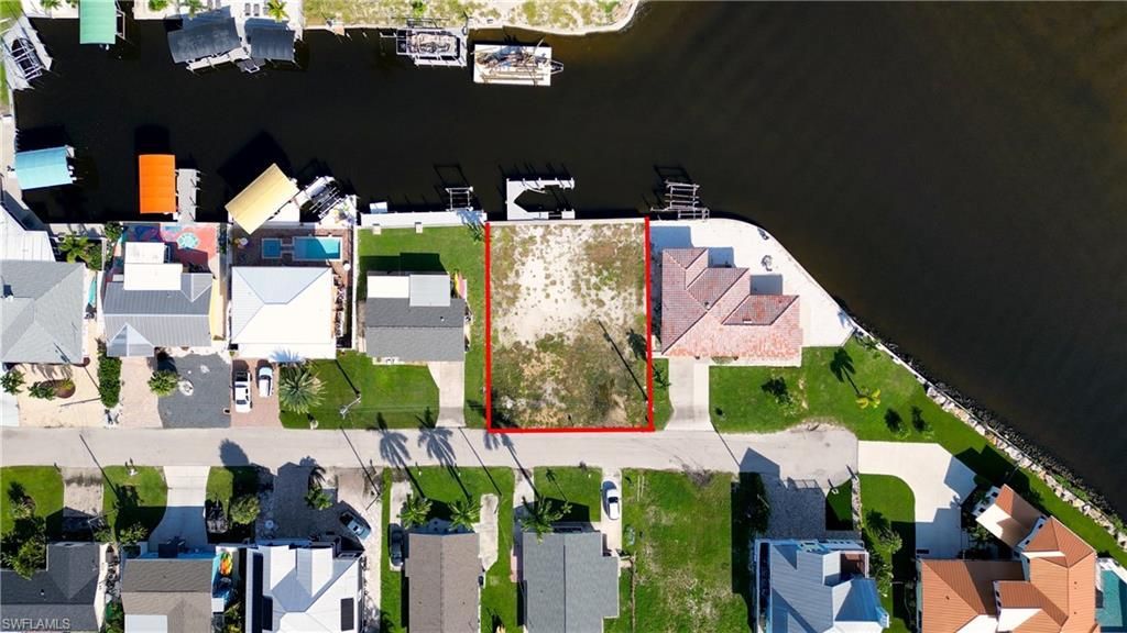 2864 Triggerfish St, Matlacha, FL 33993 Photo
