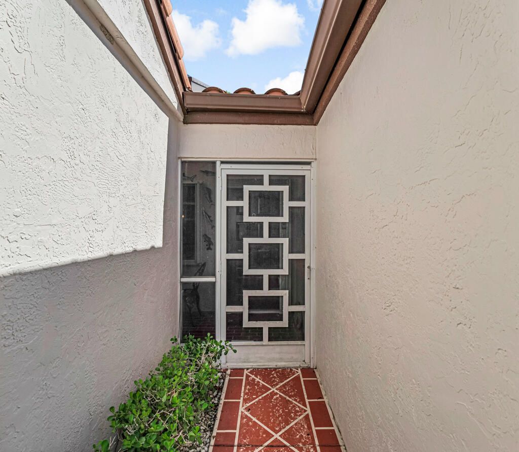 6459 Mill Pointe Circle, Delray Beach, FL 33484 Photo