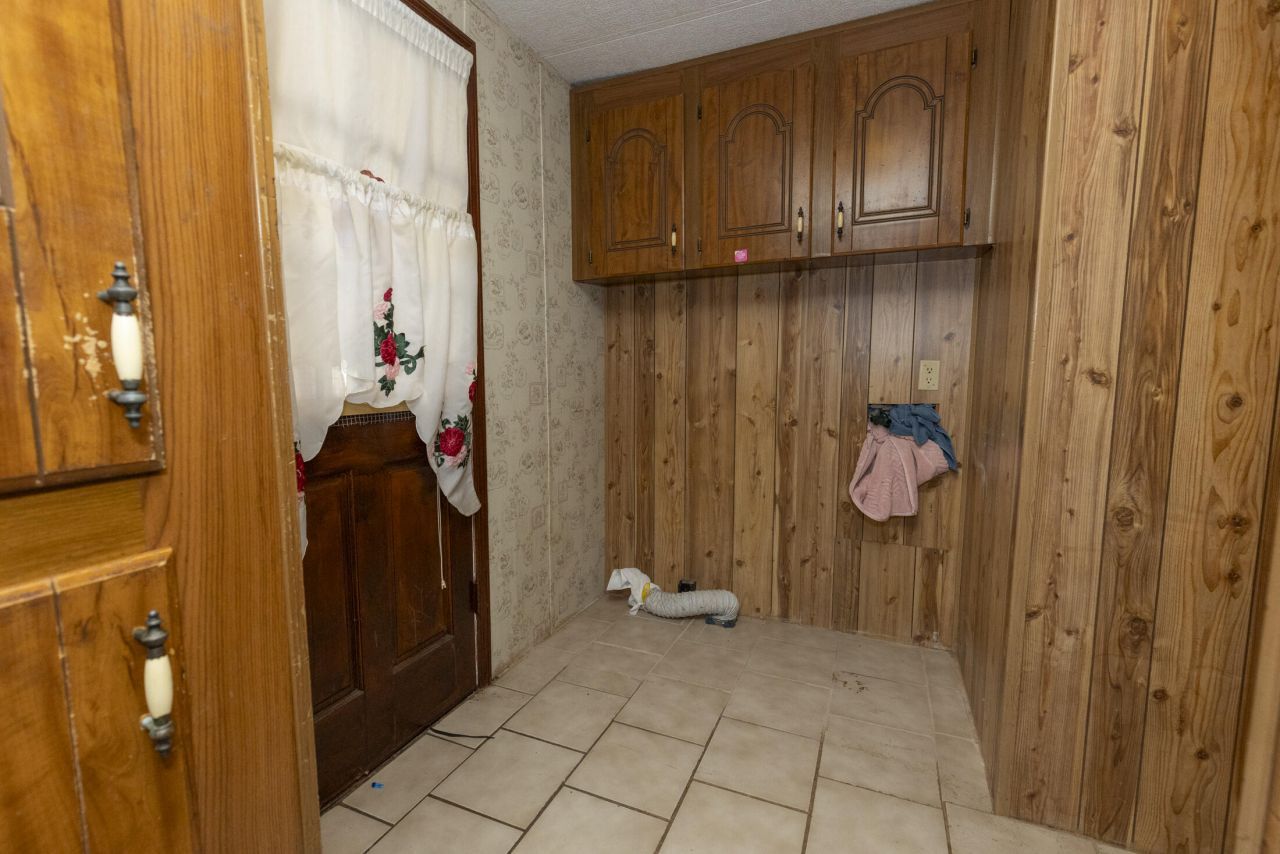 3758 Highway 45 Photo 12