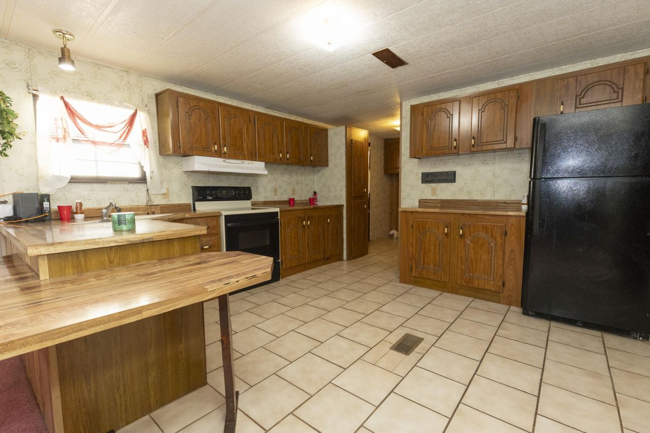 3758 Highway 45 Photo 16