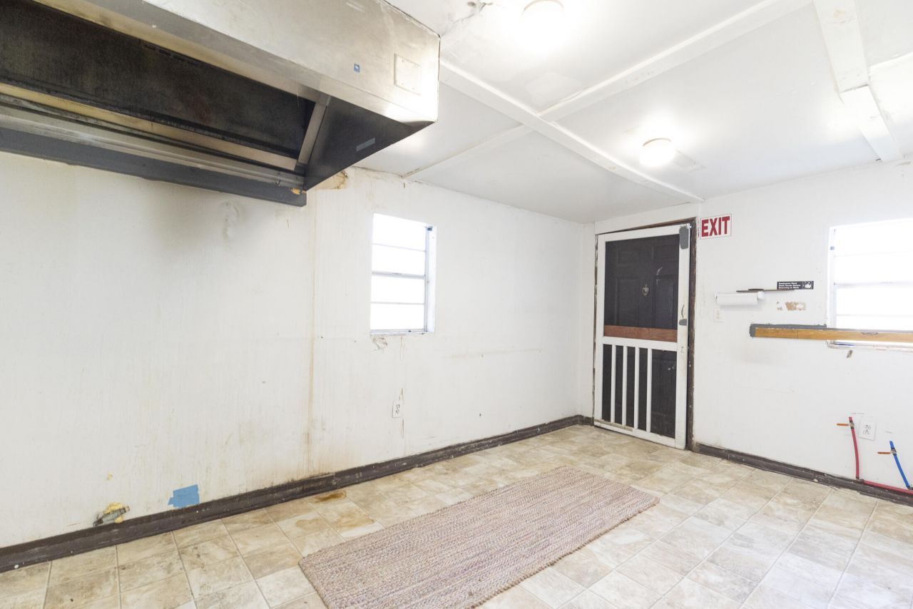 3758 Highway 45 Photo 40