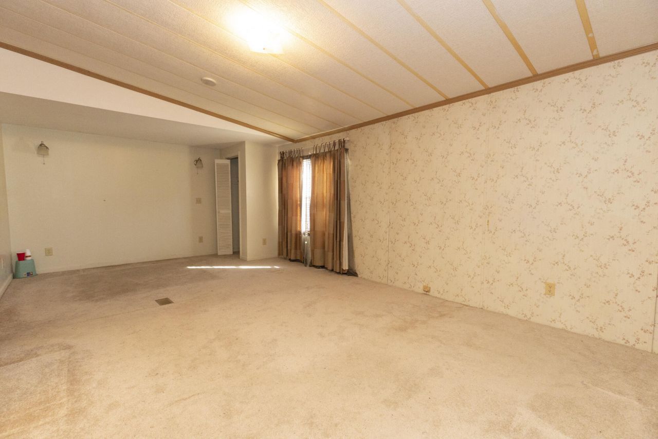 3758 Highway 45 Photo 7