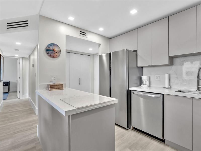 1421 S Ocean Boulevard, Unit 503, Pompano Beach, FL 33062 Photo