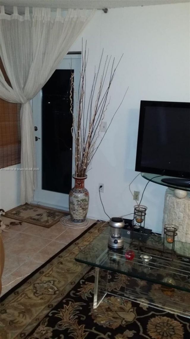 1351 NE Miami Gardens Dr, Unit 1601E, Miami, FL 33179 Photo