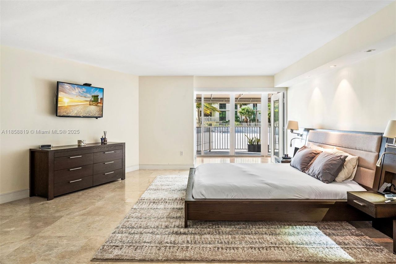 600 Grapetree Dr, Unit 3BS, Key Biscayne, FL 33149 Photo