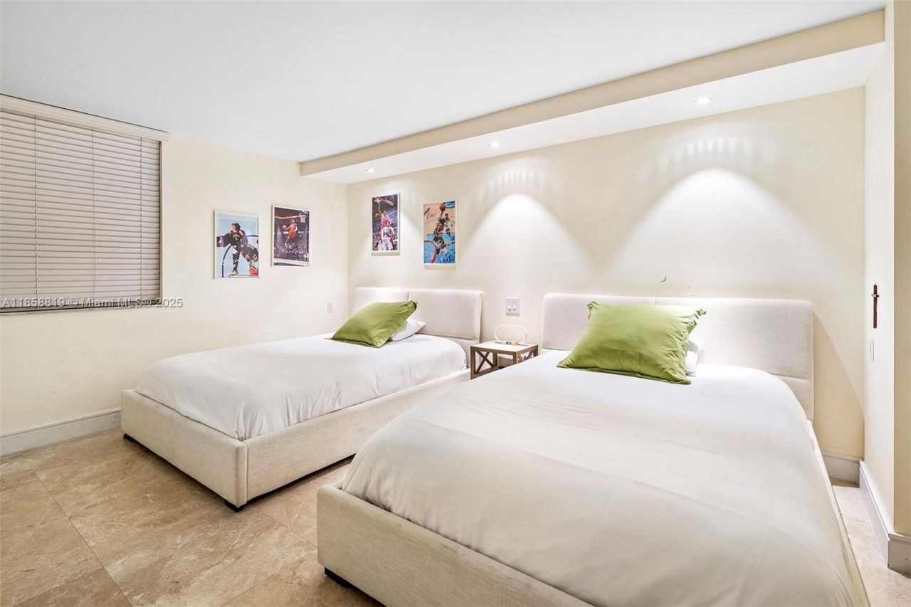 600 Grapetree Dr, Unit 3BS, Key Biscayne, FL 33149 Photo