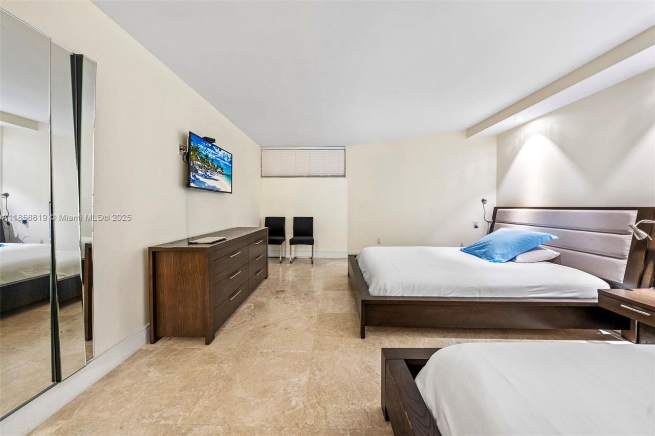 600 Grapetree Dr, Unit 3BS, Key Biscayne, FL 33149 Photo