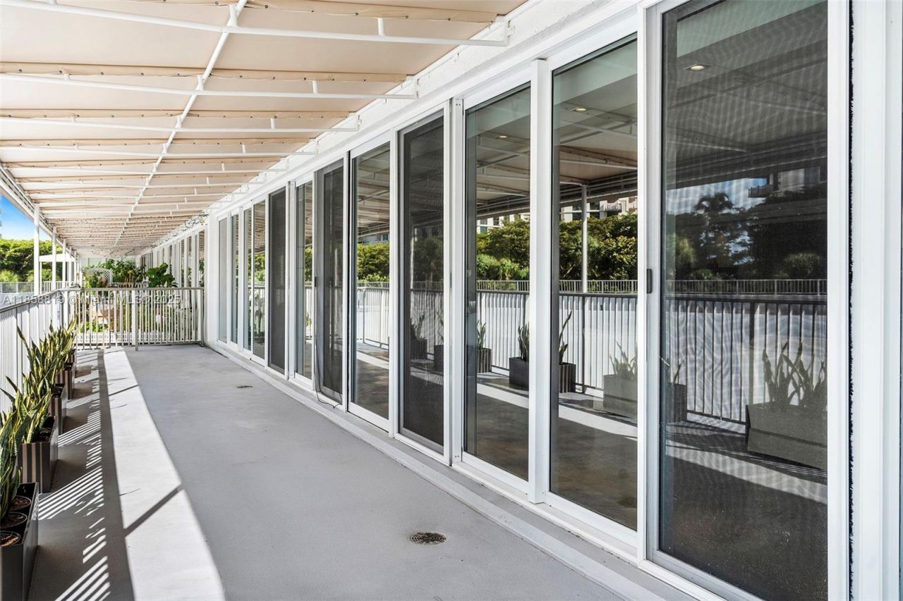 600 Grapetree Dr, Unit 3BS, Key Biscayne, FL 33149 Photo