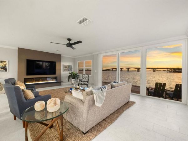 226 GOLDEN GATE POINT, Unit 12, SARASOTA, FL 34236
