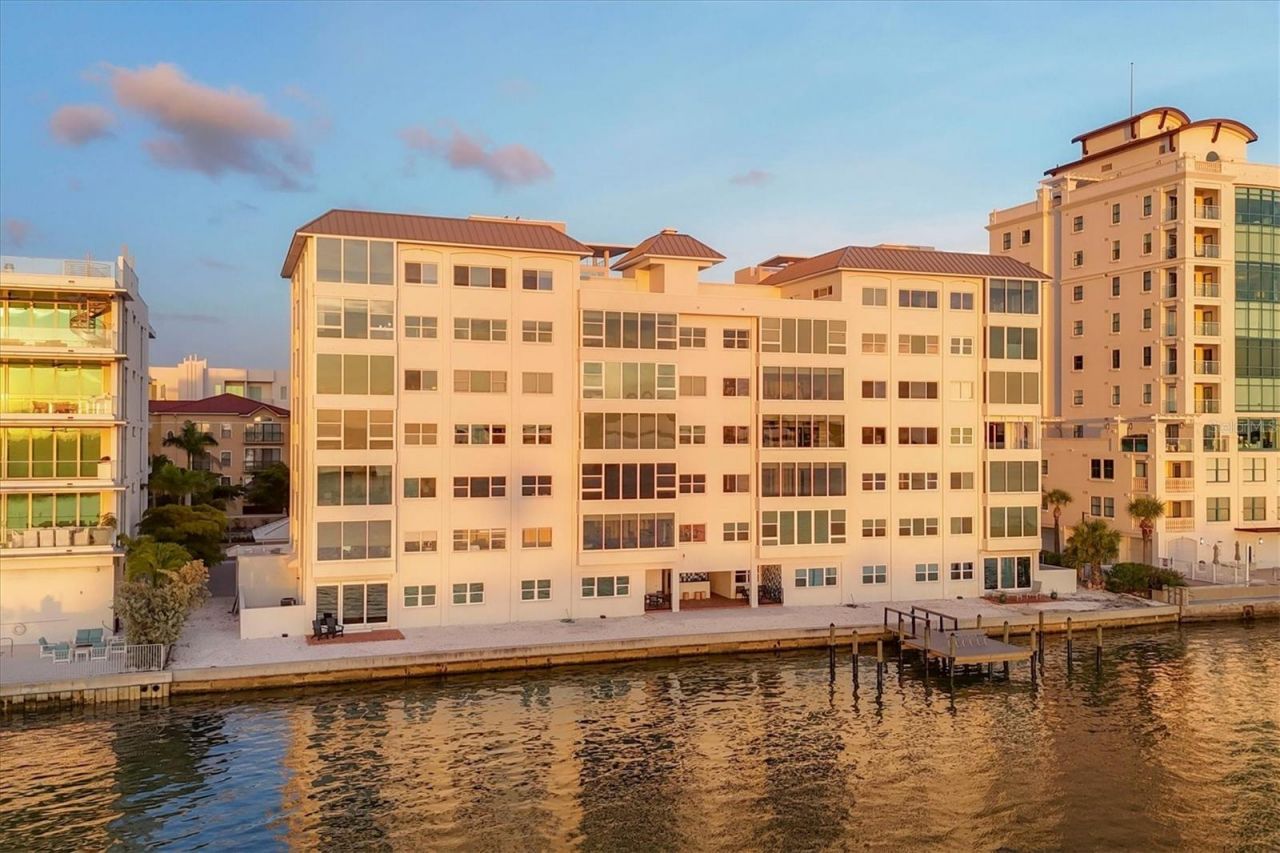 226 Golden Gate Point, Unit 12, Sarasota, FL 34236 Photo