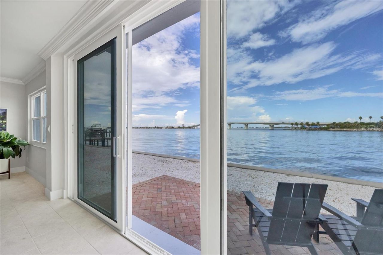 226 Golden Gate Point, Unit 12, Sarasota, FL 34236 Photo