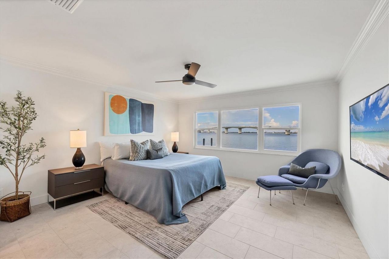 226 Golden Gate Point, Unit 12, Sarasota, FL 34236 Photo