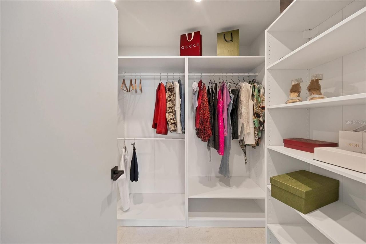 226 Golden Gate Point, Unit 12, Sarasota, FL 34236 Photo