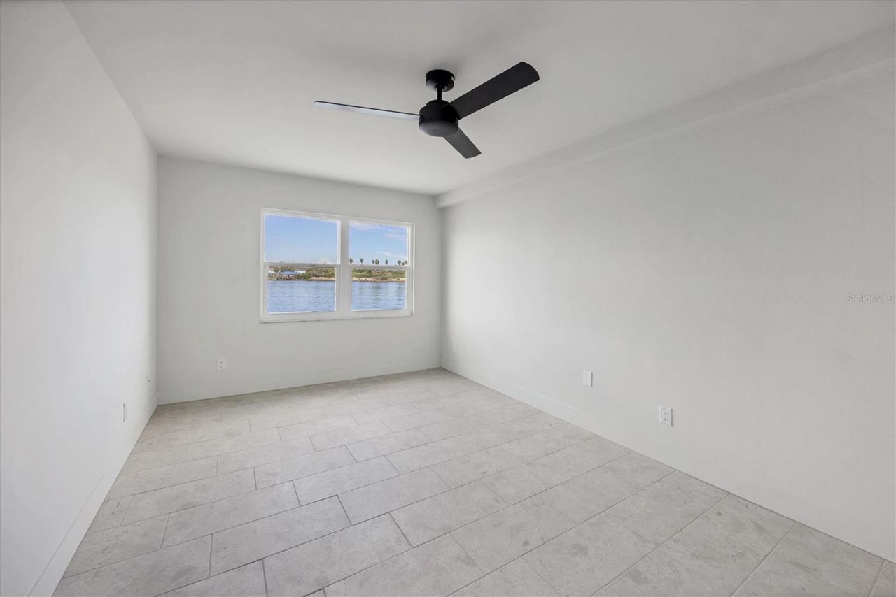 226 Golden Gate Point, Unit 12, Sarasota, FL 34236 Photo