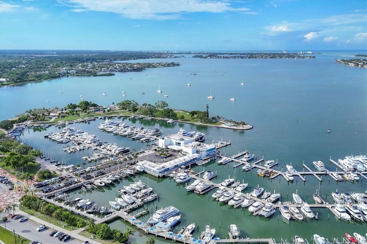 226 Golden Gate Point, Unit 12, Sarasota, FL 34236 Photo