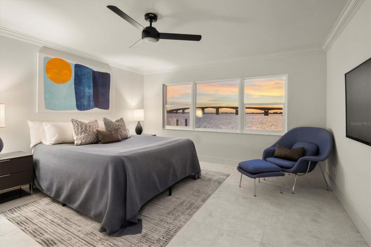 226 Golden Gate Point, Unit 12, Sarasota, FL 34236 Photo