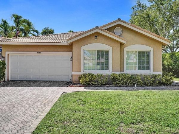 1660 W Classical Blvd, Delray Beach, FL 33445