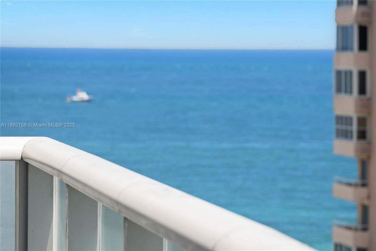 3101 Bayshore Dr, Unit 805, Fort Lauderdale, FL 33304 Photo