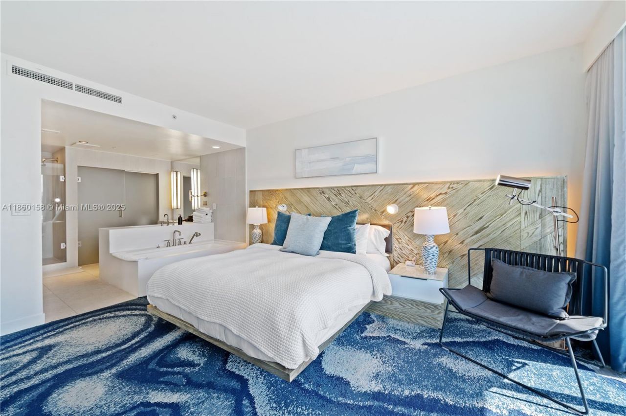 3101 Bayshore Dr, Unit 805, Fort Lauderdale, FL 33304 Photo