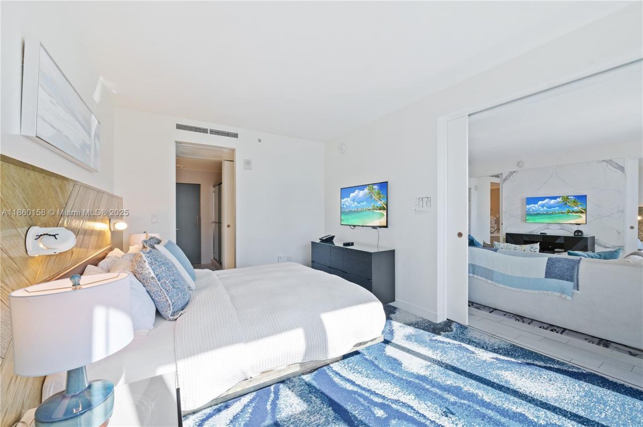 3101 Bayshore Dr, Unit 805, Fort Lauderdale, FL 33304 Photo