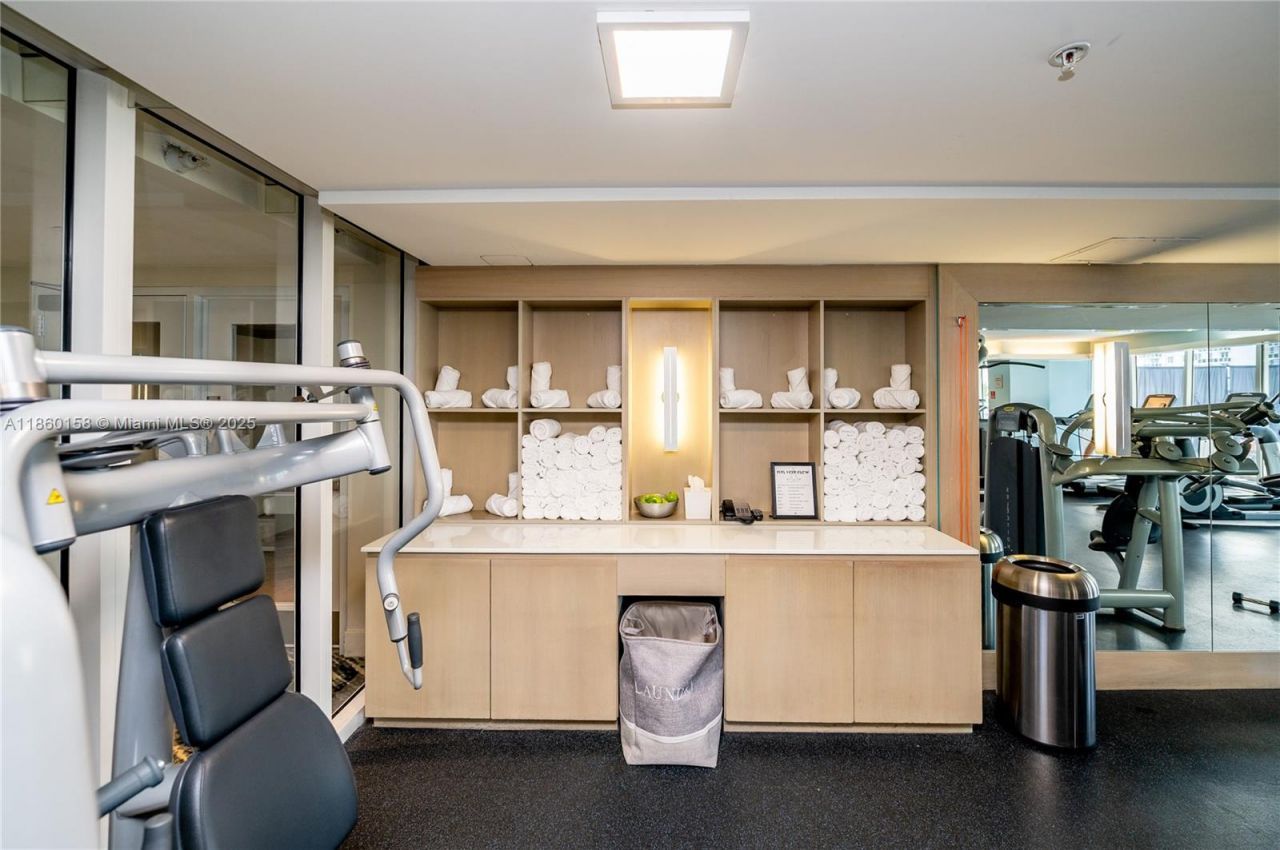 3101 Bayshore Dr, Unit 805, Fort Lauderdale, FL 33304 Photo