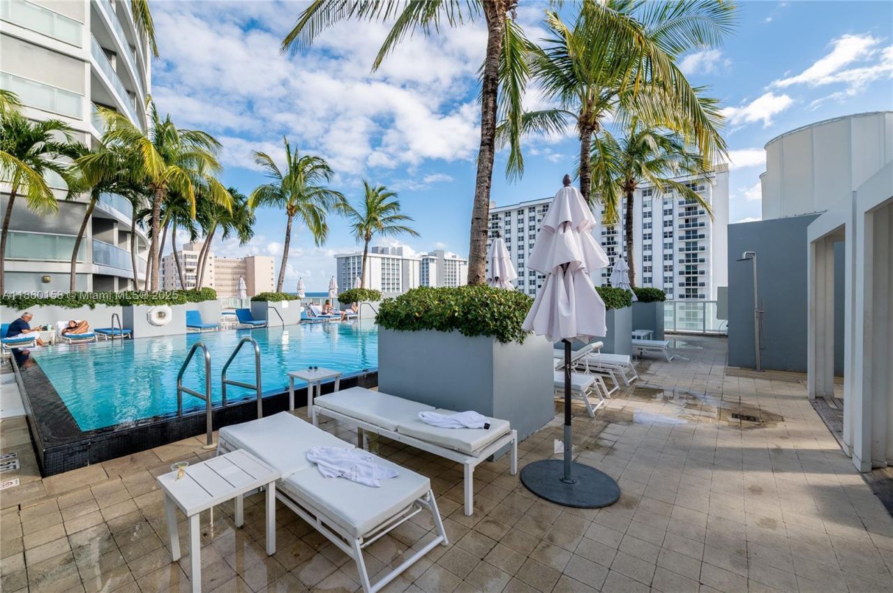 3101 Bayshore Dr, Unit 805, Fort Lauderdale, FL 33304 Photo