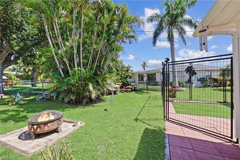 4517 Vinsetta Ave, North Fort Myers, FL 33903 Photo