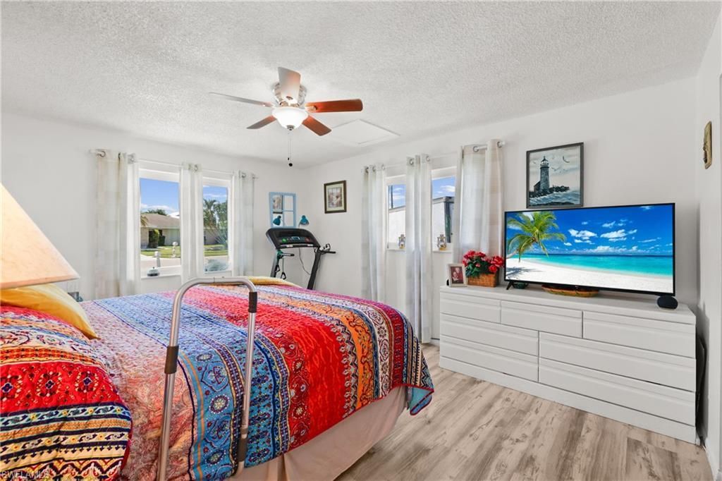 4517 Vinsetta Ave, North Fort Myers, FL 33903 Photo