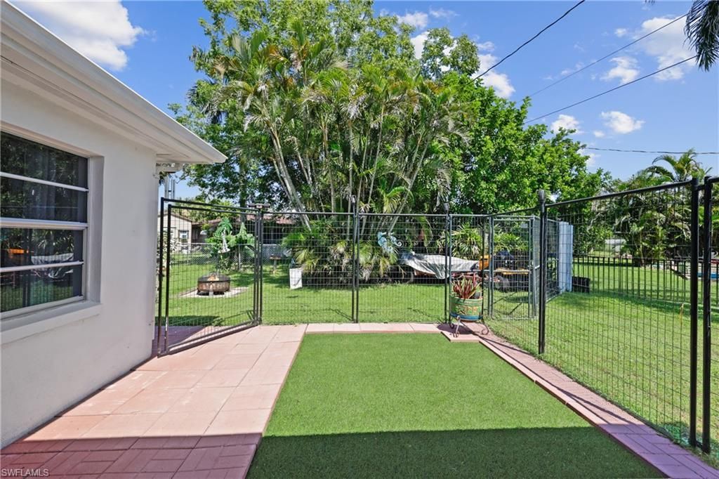 4517 Vinsetta Ave, North Fort Myers, FL 33903 Photo