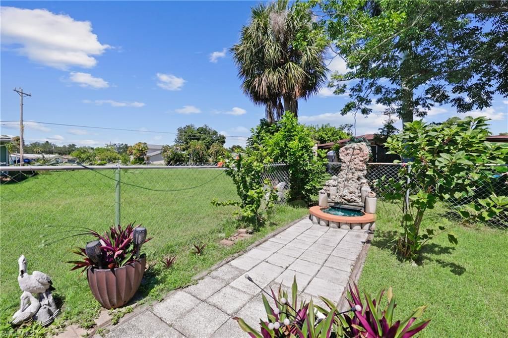 4517 Vinsetta Ave, North Fort Myers, FL 33903 Photo