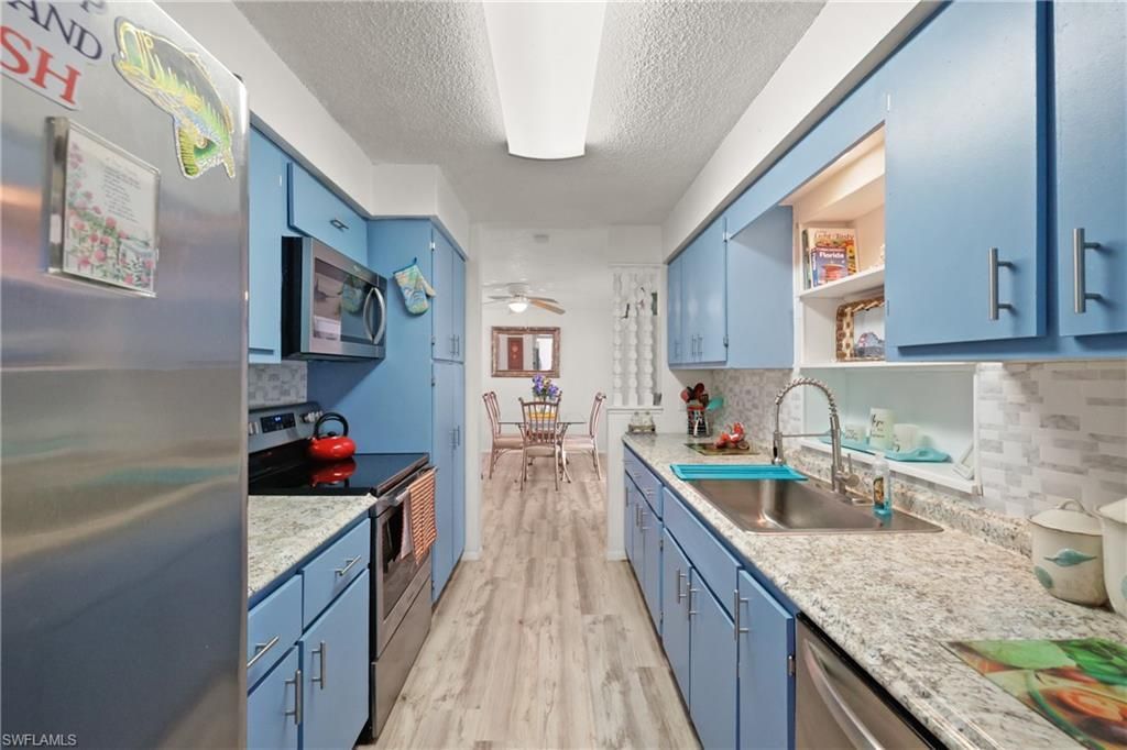 4517 Vinsetta Ave, North Fort Myers, FL 33903 Photo