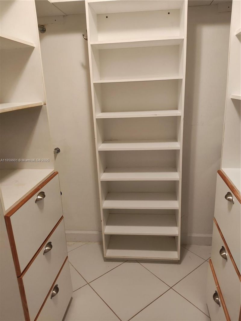 9735 NW 52nd St, Unit 411, Doral, FL 33178 Photo