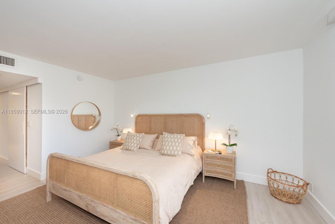 181 Crandon Blvd, Unit 306, Key Biscayne, FL 33149 Photo