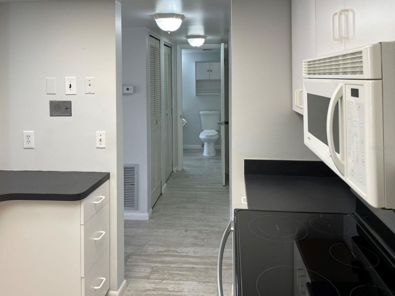 4900 Brittany Drive S, Unit 509, Saint Petersburg, FL 33715 Photo