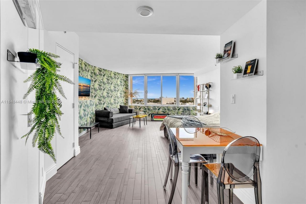 1100 West Ave, Unit 1019, Miami Beach, FL 33139 Photo