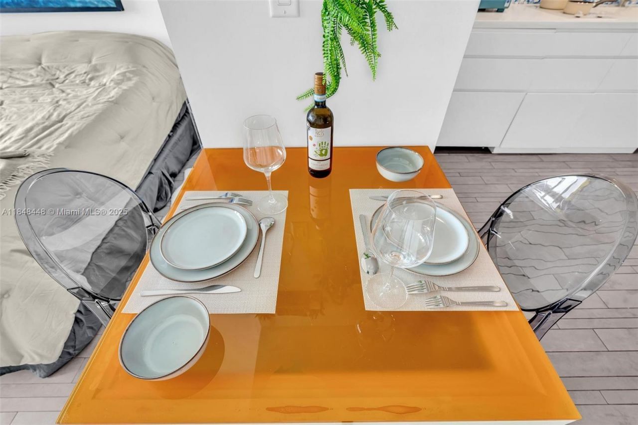 1100 West Ave, Unit 1019, Miami Beach, FL 33139 Photo