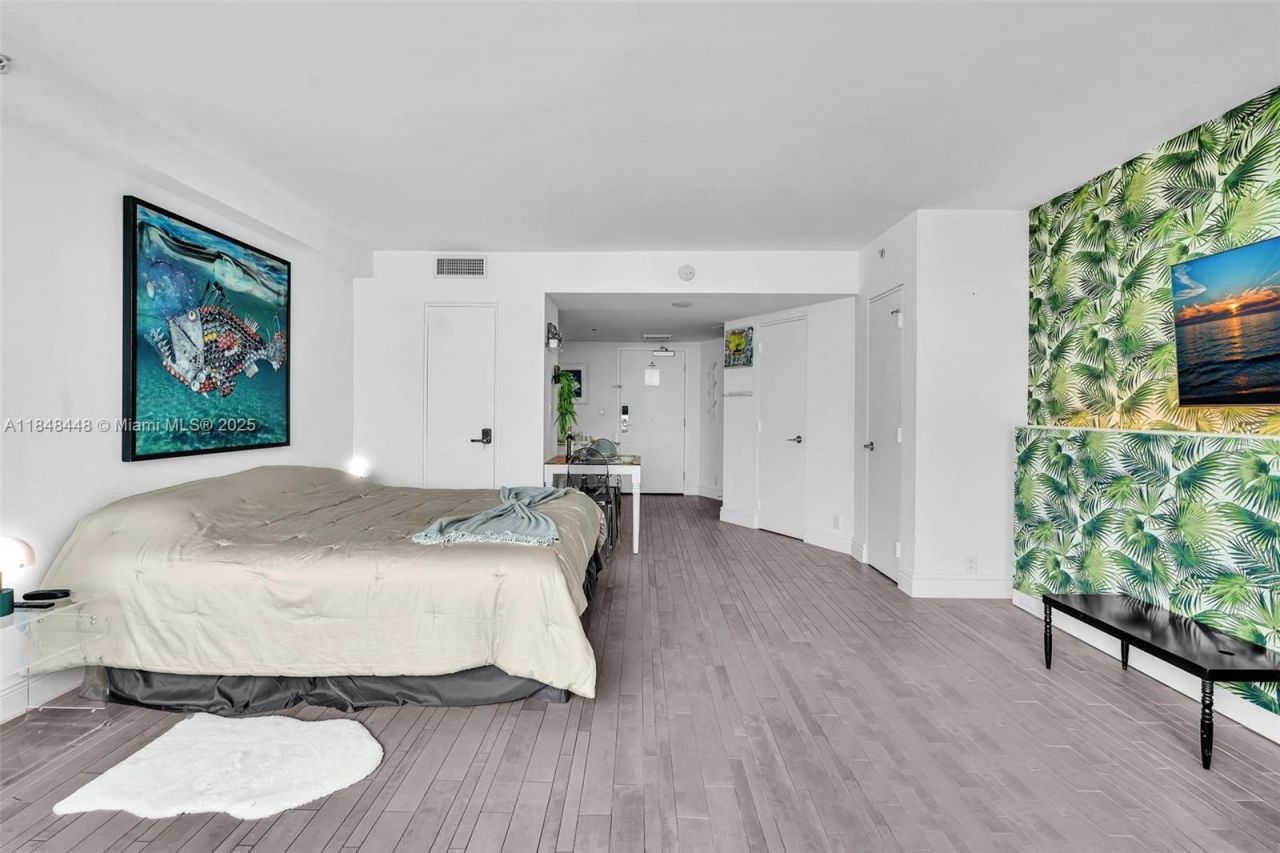 1100 West Ave, Unit 1019, Miami Beach, FL 33139 Photo