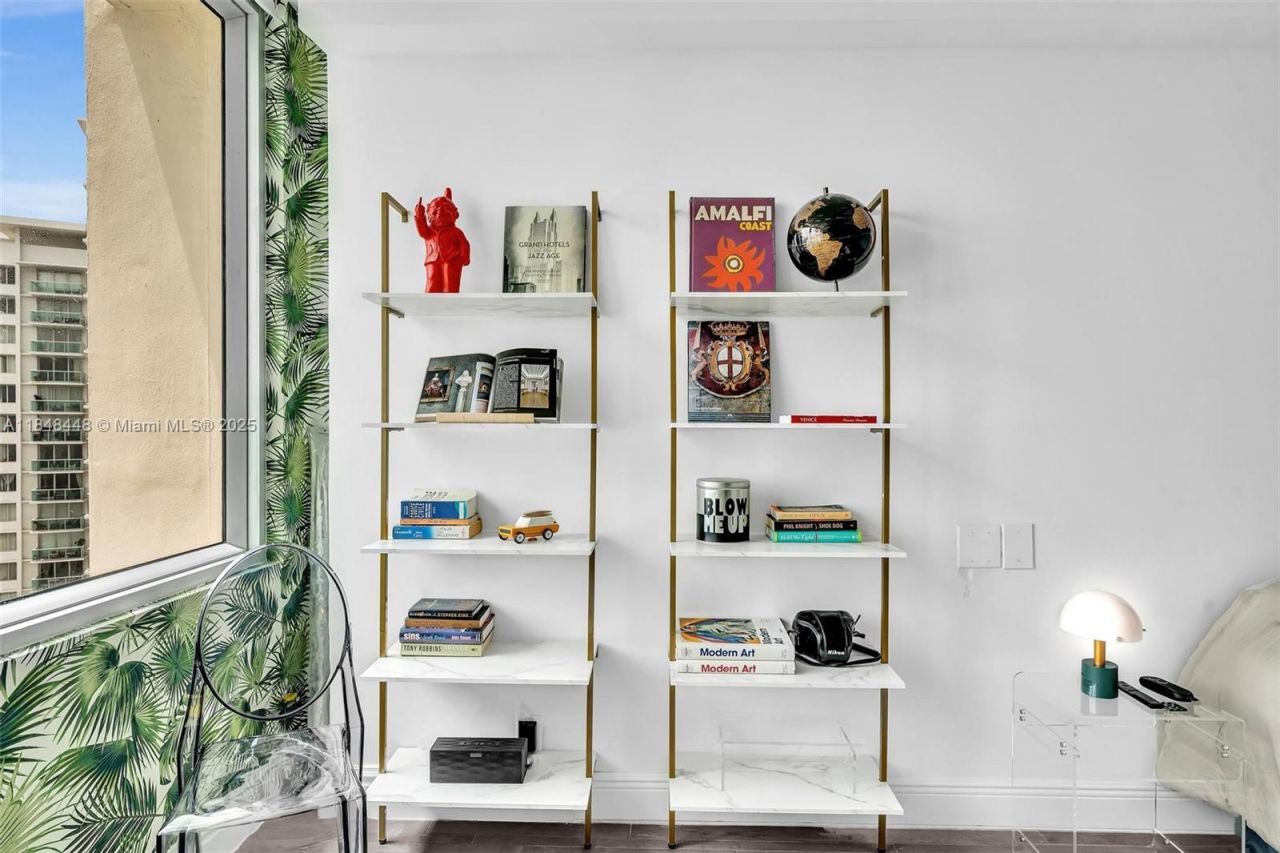 1100 West Ave, Unit 1019, Miami Beach, FL 33139 Photo