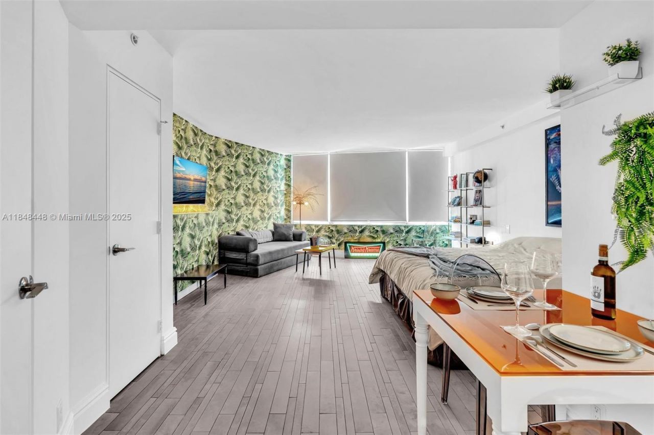 1100 West Ave, Unit 1019, Miami Beach, FL 33139 Photo