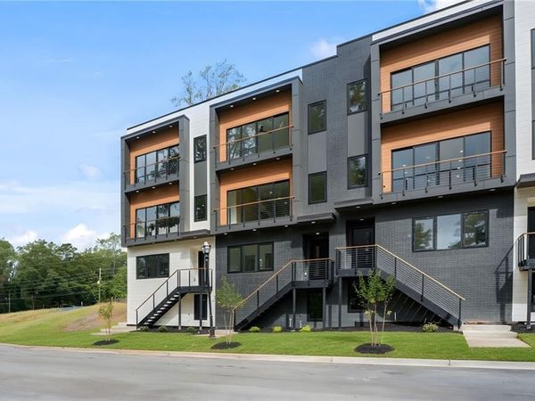 3265 Memorial Drive , Decatur, GA 30032